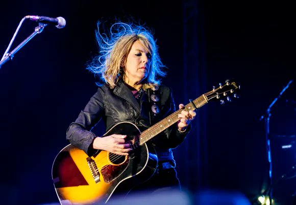 mxdwn's tweet image. Lucinda Williams ( @HappyWoman9 ) Pays Homage To Friends and Celebrates Persistence Through Life In Interview
music.mxdwn.com/2023/07/01/new…
#lucindawilliams #interview #celebrityinterview