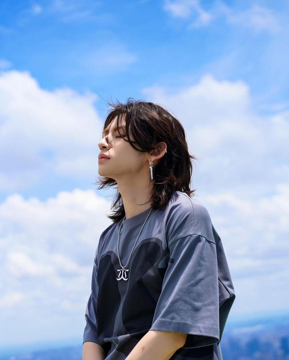 hgui520's tweet image. Xiaogui Update Instagram 
💜💛

#เสียวกุ่ย #หวังหลินข่าย #xiaogui #wanglinkai