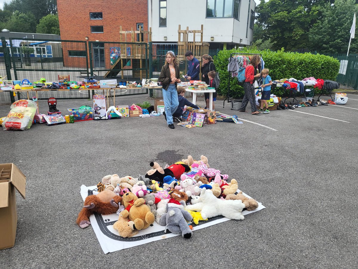 Come on down to the PTA Table Top sale! We are here all morning, until 12.30pm, with plenty of bargains to be had! And if we can’t tempt you with our range of adults &amp; childrens’ clothing, books, toys, household items and plants, perhaps a homemade bake is more up your street?