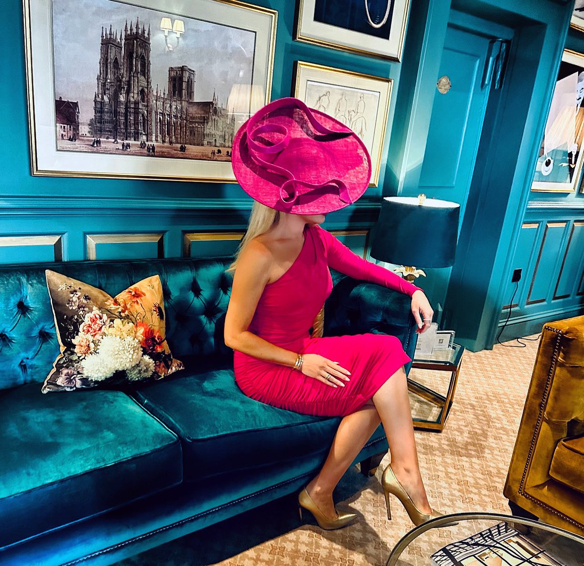 Justine Jones tweet media