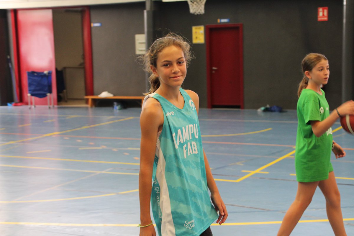FAB_Andaluza's tweet photo. 😄 ¡Alegría y mucho amor en la última jornada del #CampusFAB!

🤗 ¡Con muchas ganas de seguir disfrutando!

#baloncestoandalucia https://t.co/TsDXUYL4Bt