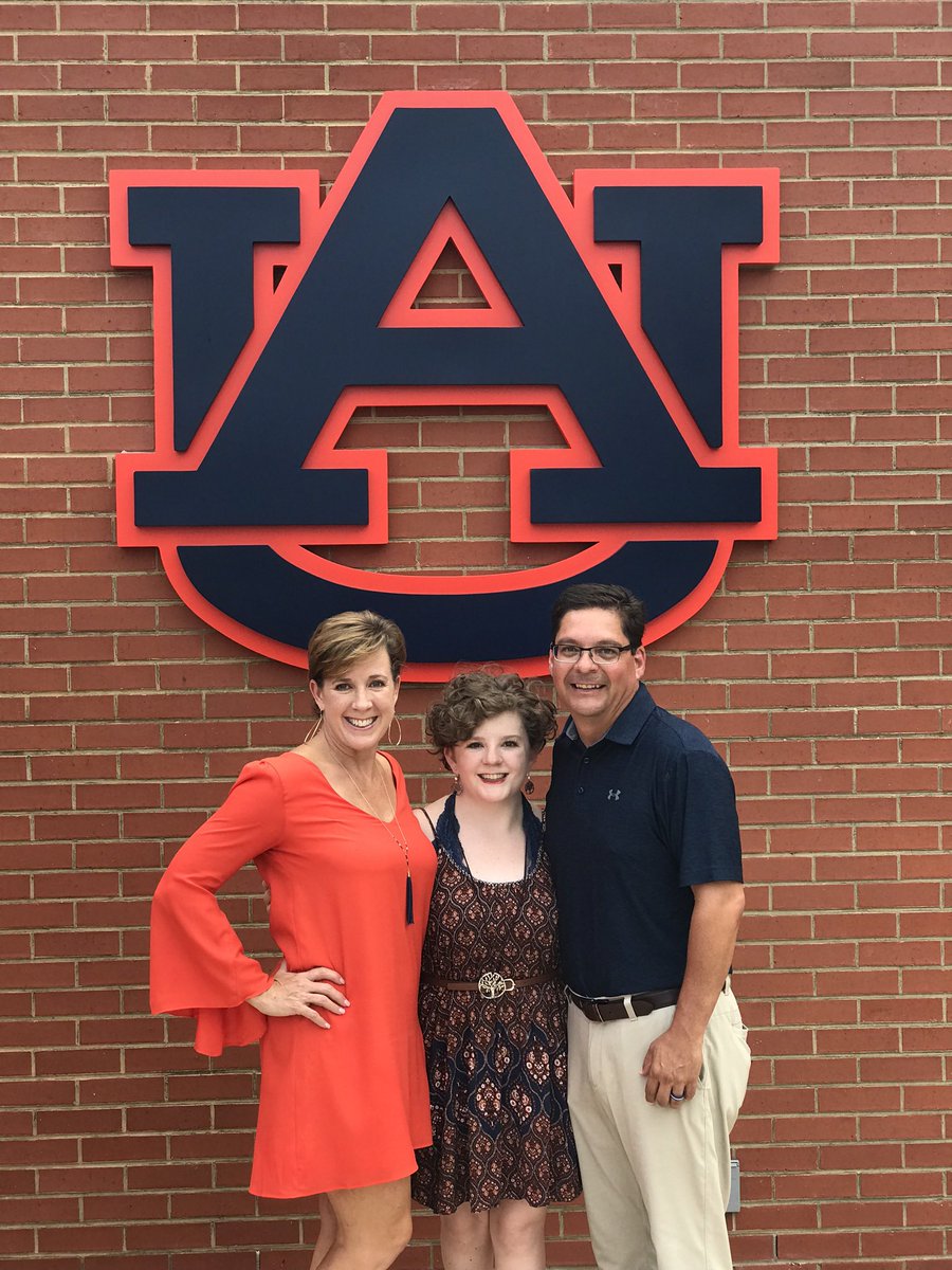 DanaMarquezHF tweet media