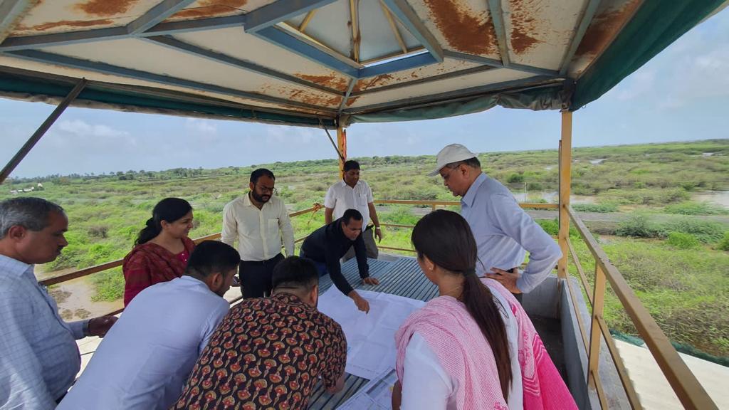 Collector & DM Navsari tweet media