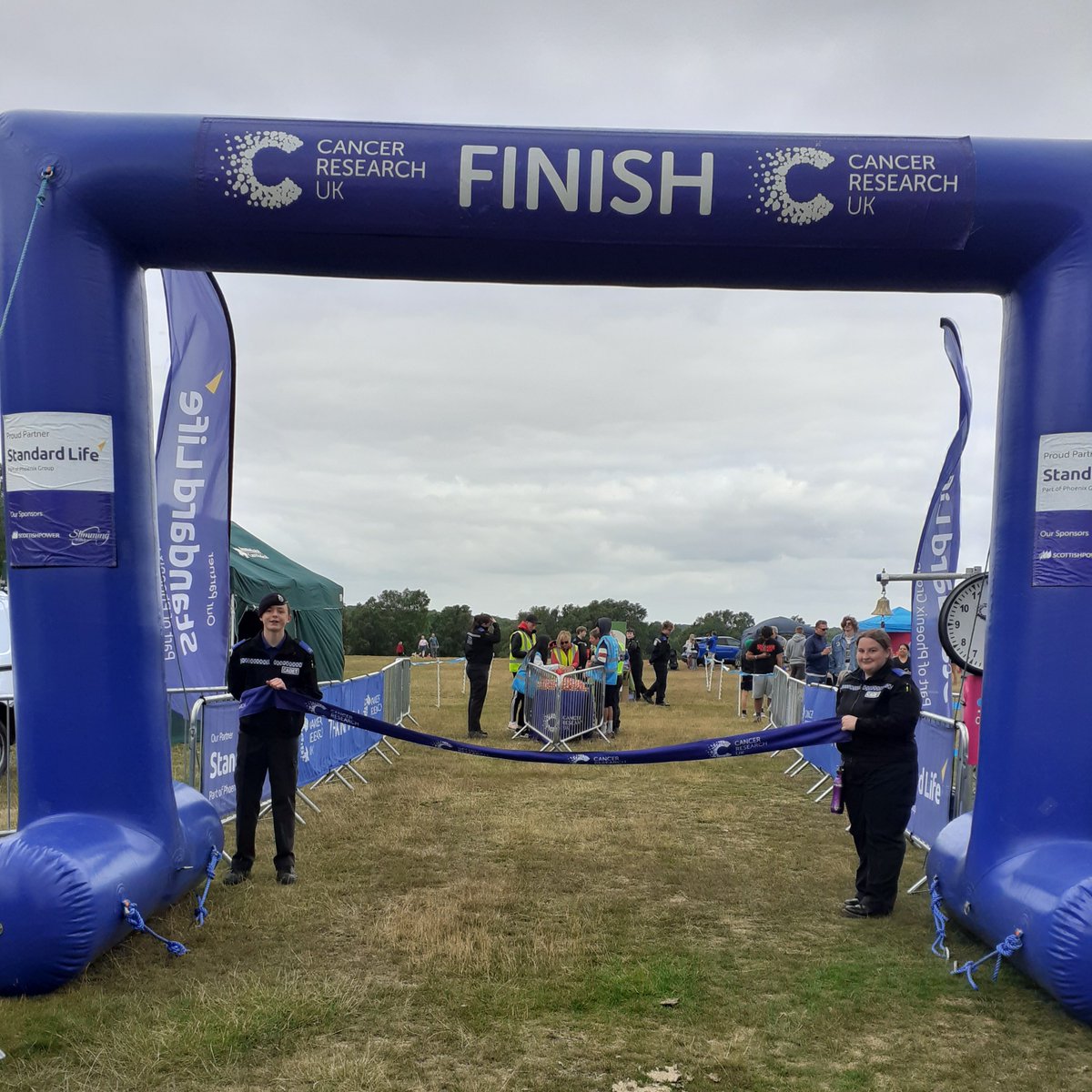 CadetsWMP's tweet image. #5BE #kingstanding @ErdingtonWMP are ready to welcome the amazing @race4Life @CRUKEventsMids  runners and walkers @Sutton_WMP @StandardLifeUK 
#RFLInYourShoes #SPEnergyBoost 👏👏👮‍♂️👮‍♀️👏