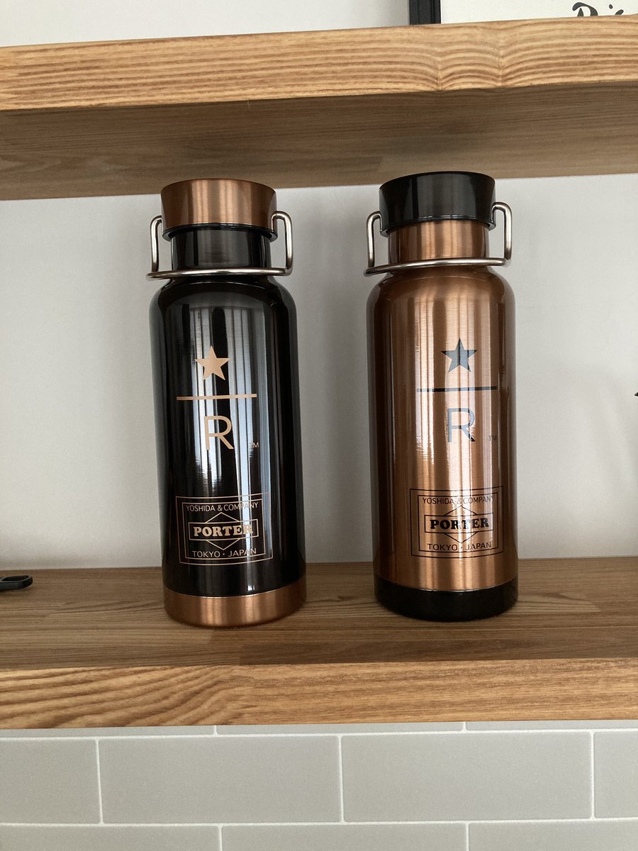 yuzuyan0120's tweet photo. 新しく仲間入り。
スターバックス×ポーター　ステンレスボトル

やっぱりカッコいいよね。
カッパーもブラックも。 https://t.co/APfKuqT8xO