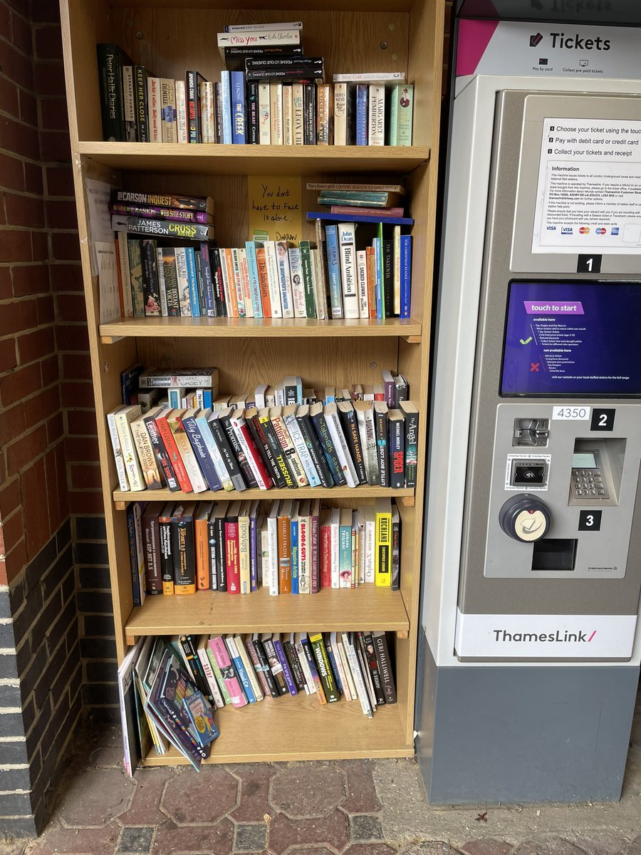 NW2_RA's tweet photo. #Cricklewood Station garden and bookshare is looked after by volunteers and would be great to have more help, even if just tidying the bookshelves as you pass. @TLRailUK 

Interested? Contact northwesttwo@gmail.com. https://t.co/uStkg0lzOB