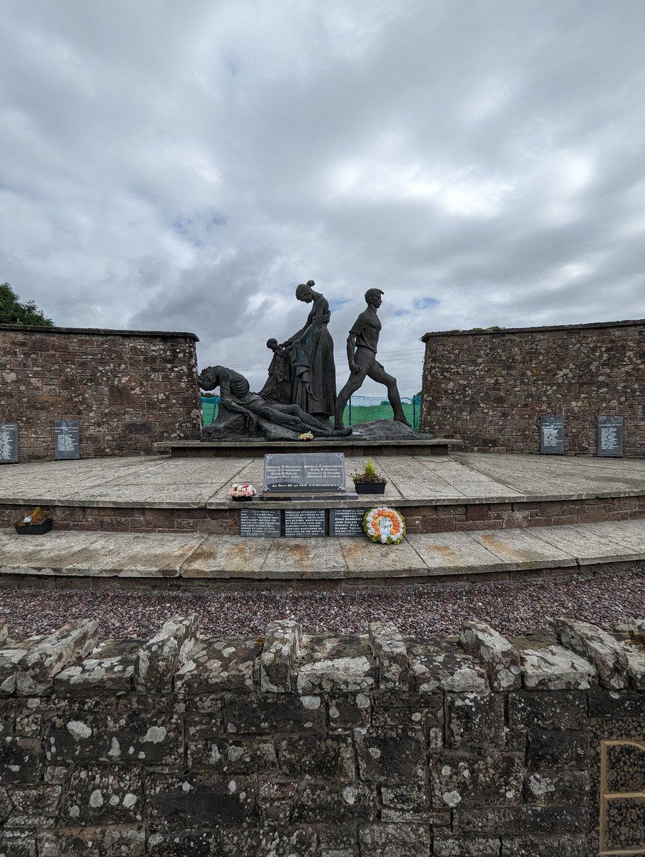 RoonPJ's tweet photo. Ballyseedy Massacre memorial. Co Kerry https://t.co/4eASXbNCd1