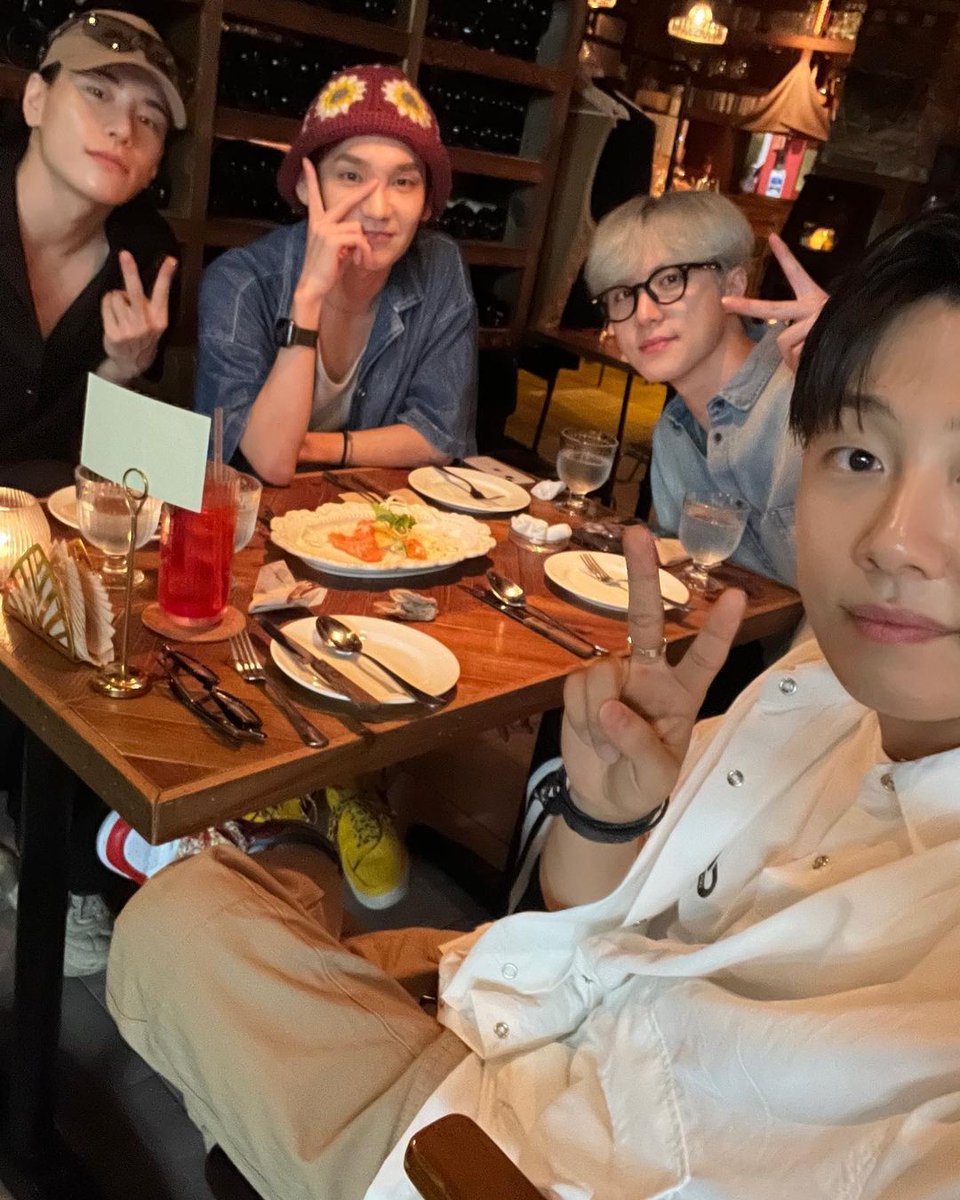 WEi_GLOBAL's tweet photo. [PHOTO] 230624 #DONGHAN Instagram Update #1 🖤

형들 오랜만🥸

🔗: https://t.co/EoUU9EH1Qu

#위아이 #WEi #김동한 #KIMDONGHAN @WEi__Official https://t.co/QCros328E3