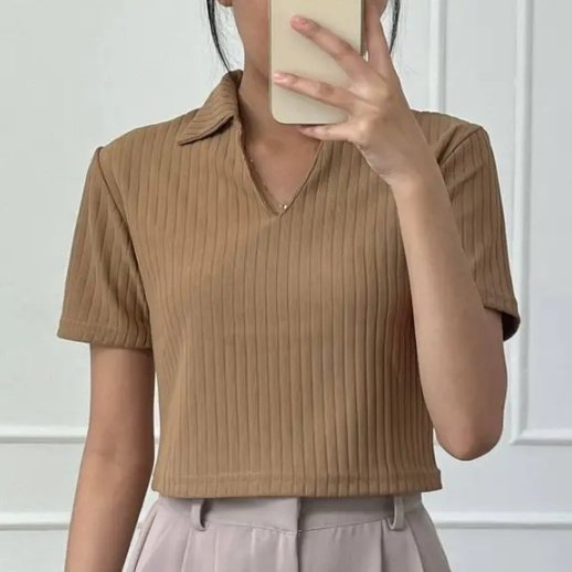 ptevinataa's tweet photo. Earth color look https://t.co/cFacmVFqyr