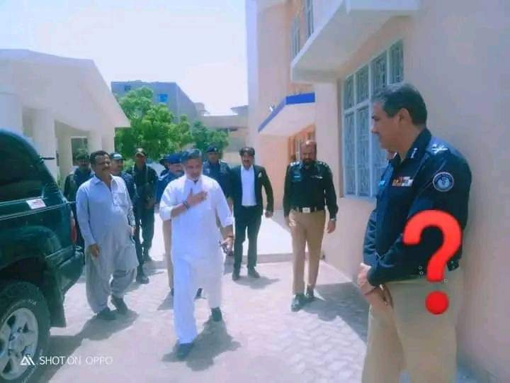 "مالڪن سان وفاداري لازم آھي "آئي جي سنڌ