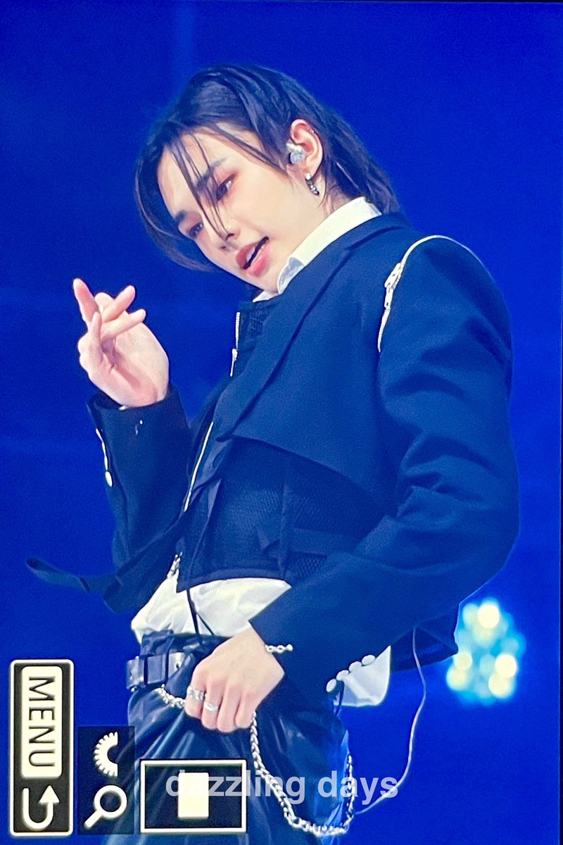 hwanghjkr's tweet photo. 230702 #현진 #hyunjin #straykids #스키즈 https://t.co/rTT4QjJ3sl