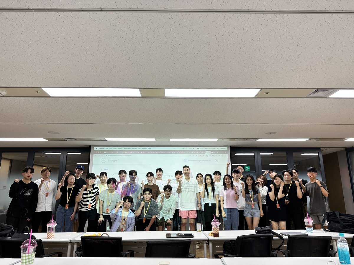 정말 감사함을 넘치게 느꼈던 시간들.
이렇게 좋은 강의 듣게 해주셔서 감사합니다. <a href="/dobestan/">ansuchan.eth</a>

여러 곳에 흐트러진 책들을 순서에 맞추어 책꽂이에 정리해주는 느낌의 강의. 덕분에 학회 친구들에게 가서 설명할 때에도 좀 더 명확하게 해줄 수 있었다. 나도 생태계에 선한 영향력을 끼쳐야겠다.