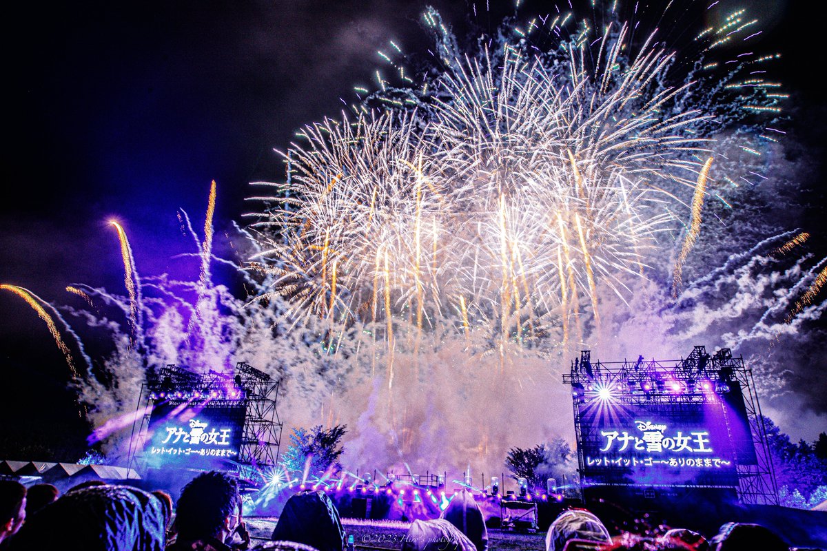 disney_hirochan's tweet photo. 途中雨降ったりしたけど迫力凄くて最高でした🙌🙌

#Disneymusicfireworks 
#ディズニーミュージックファイヤーワークス https://t.co/wtyGeUnyx6