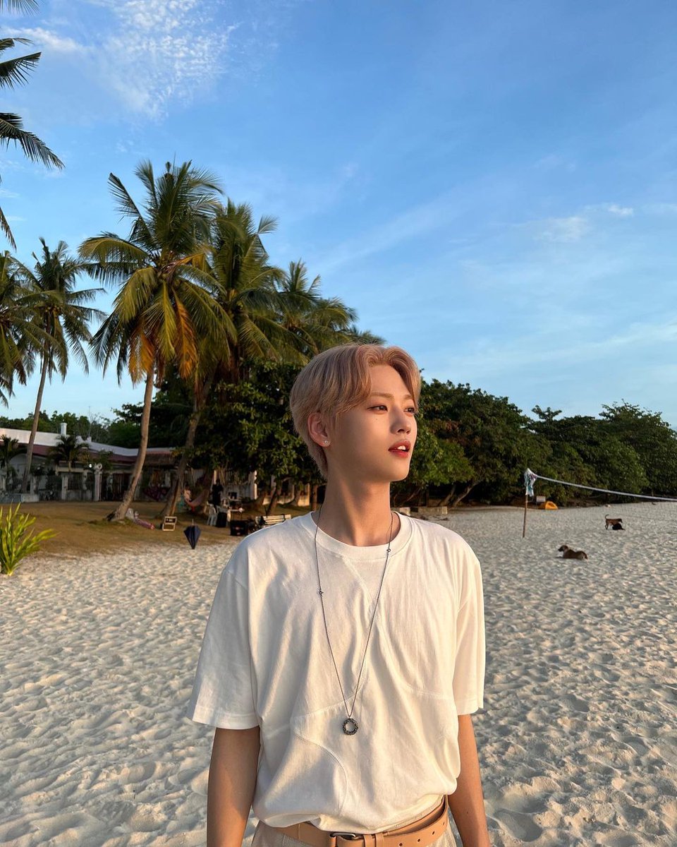 WEi_GLOBAL's tweet photo. [PHOTO] 230621 #SEOKHWA Instagram Update #1 🖤

"I gotta go"

🔗: https://t.co/mjzUnDDXC7

#위아이 #WEi #강석화 #KANGSEOKHWA @WEi__Official https://t.co/S1jFKIJGJI