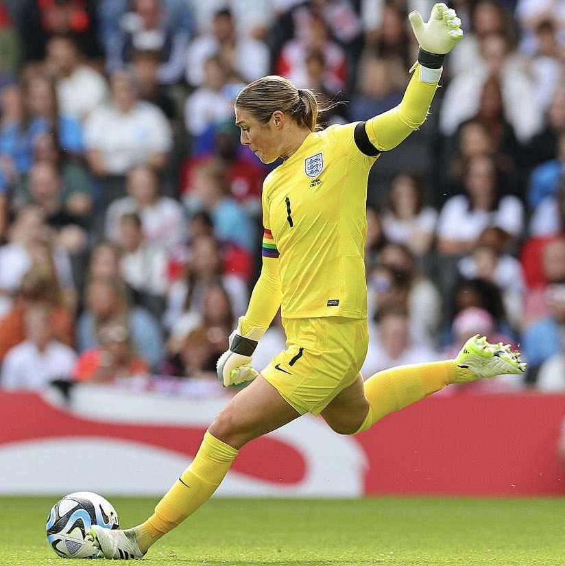 maryearps027's tweet photo. Proud to represent my country 🏴󠁧󠁢󠁥󠁮󠁧󠁿 https://t.co/w16WW6v2m7