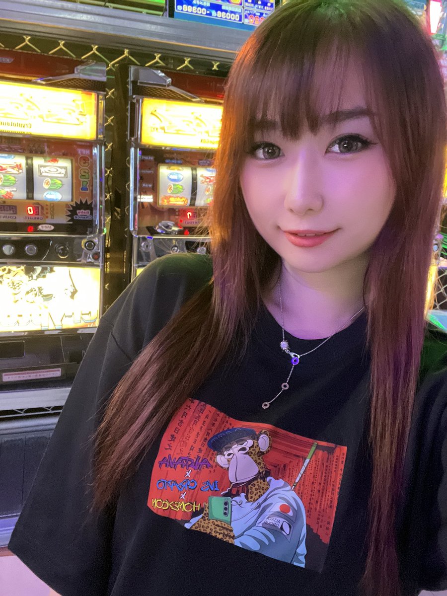 今日はバンド会だああぁ🎸🎶
もう全員来たかな⁉️バンド組むぞー✊❤️

早速お気に入りのAltava✖️IVS✖️HONEYCON Tシャツで👚❤️
これは家宝だよ😭❤️