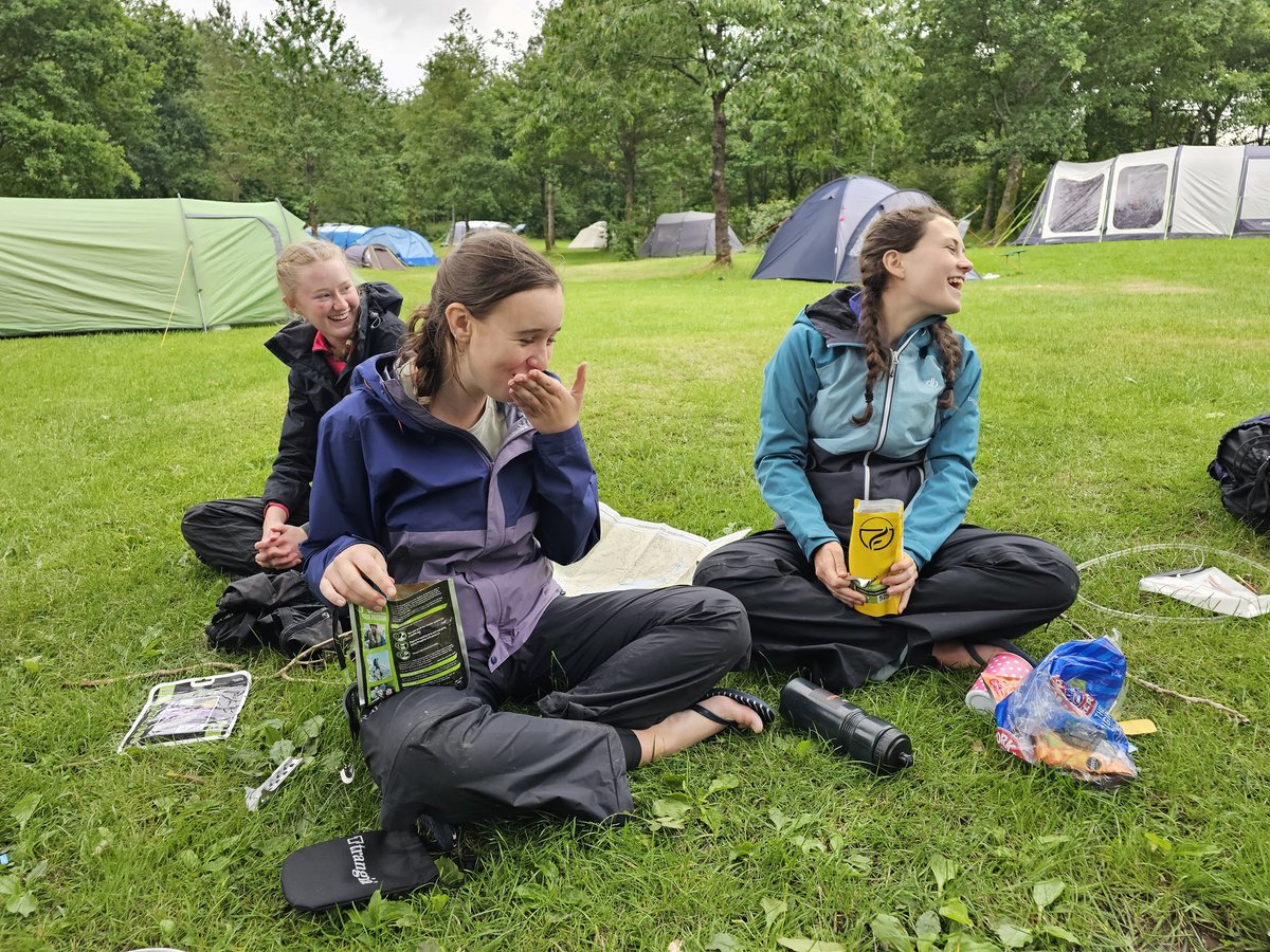 Outdoor_RAD's tweet photo. Day 2 is over! Another cracking day in the mountains for our @RedmaidsHigh girls. Year 12 had enjoyed a huge adventure traversing several mountain ranges. After a quick debrief, enjoying the camaraderie and a well-earned hot meal at camp is one of the highlights of DofE👍 https://t.co/Z5NxENt489
