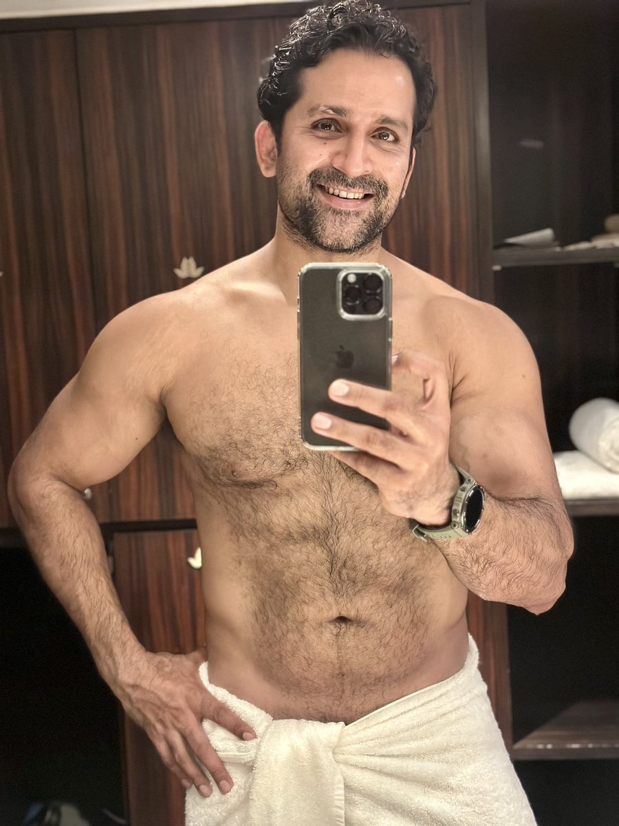 highonkokken's tweet photo. Working on that #dadbod
#nofilter #raw #postworkoutselfie #badguy https://t.co/aF0xjgFli0