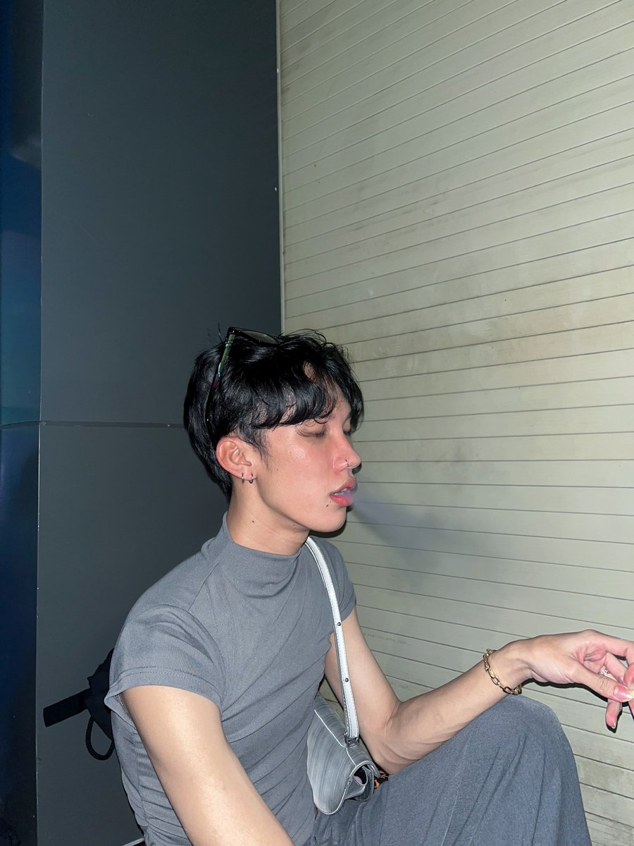 thankfi_'s tweet photo. 🚬🚬 https://t.co/DelDCKXlyb