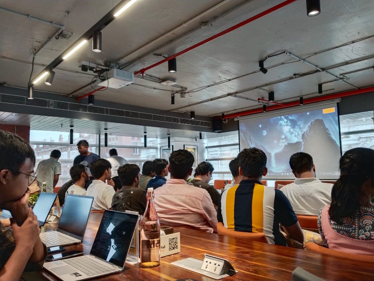 singhsurbhi400's tweet image. Here at @hackthisfall . Loving every bit of it.
#HTFMeetups #HTFKolkata
