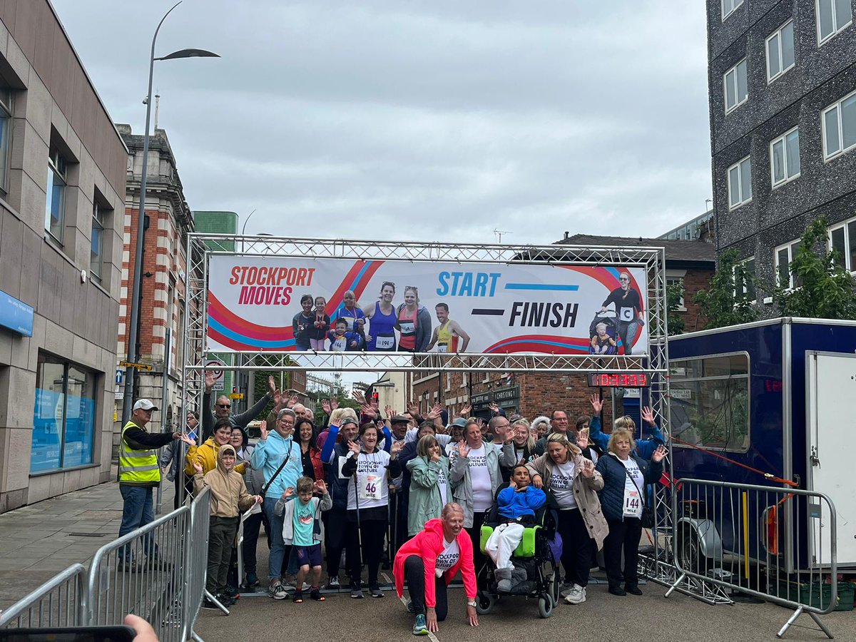 Amazing atmosphere at Stockport Moves this morning in Stockport town centre - here are our Move to a Mile team who have been training for today ! 

Have a great day everybody!