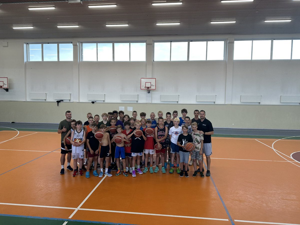 TRUBasketball's tweet photo. TRUBasketball Ļaudonā 🏀 @Portnovs 💪🏻 https://t.co/x67lgA4VHH