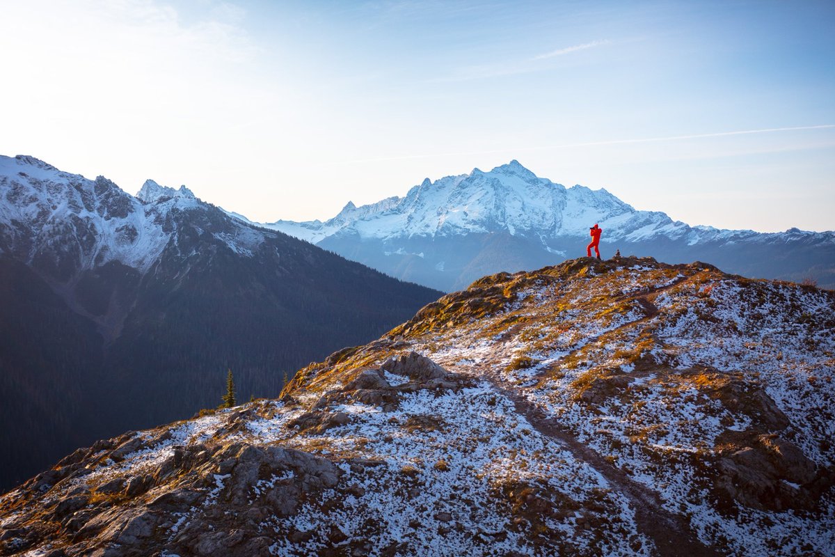 “There are far better things ahead than the ones we leave behind.” 🏔️ (C.S. Lewis) 📸: Mountain Tech @‌GarrettDMeyers #mountainview #quoteoftheday #sundaymotivation