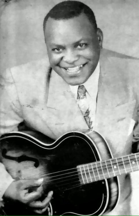 espofootball's tweet photo. #BTD Jul5,1913 #SmileyLewis (Overton Amos Lemons) RIP R&amp;B singer 1955 US R&amp;B #2 I Hear You Knocking, 1956 R&amp;B #11 One Night (Of Sin). Wrote many hit songs such as One Night covered by Elvis Presley. Lewis died Oct7,1966 at 53 from stomach cancer https://t.co/OZlKDMBkPS