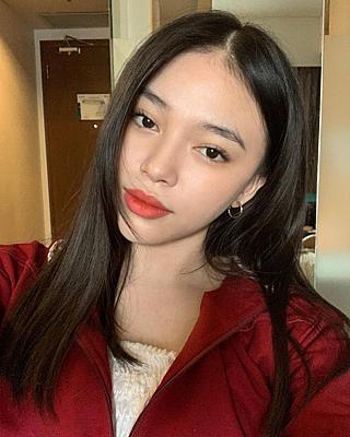 b4byaneth's tweet photo. pasang foto cakep https://t.co/CpfY0uiZfY