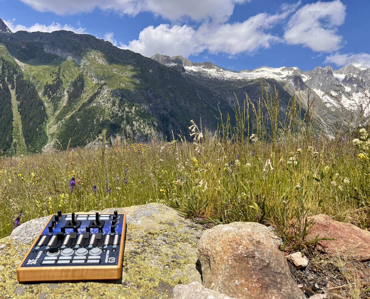 Took The Mojito to the alps to share some of my <a href="/yaeltex/">Yaeltex</a> hacking ideas. Video coming soon!