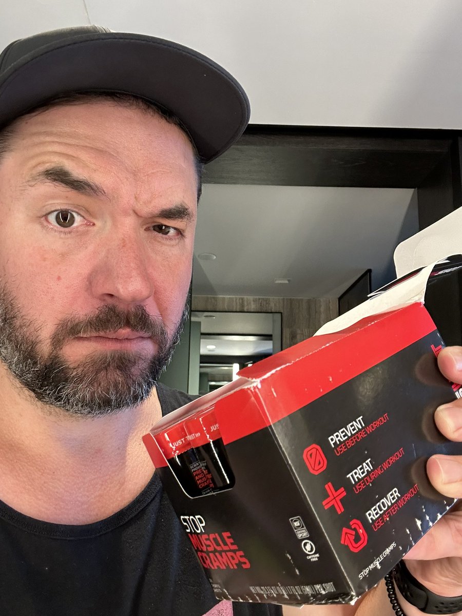 You ready <a href="/Ashlyn_Harris/">Ashlyn Harris</a> ??? 
The battle before the battle today in NJ.
<a href="/weareangelcity/">Angel City FC</a> vs <a href="/GothamFC/">Gotham FC</a>