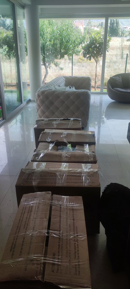 "5. Geleneksel Taşınma Şenlikleri" bu yıl da coşkuyla kutlanıyor.. 🚚🚚🚚
2 yılda bir düzenlediğimiz taşınma etkinligimiz bu yıl da;  Usta yakalamaca, En Hızlı Koli Yapma, Yemek Takimiyla Sirtaki, Kullanmıyorsak Atalım..gibi oyunlarla renkleniyor🤗