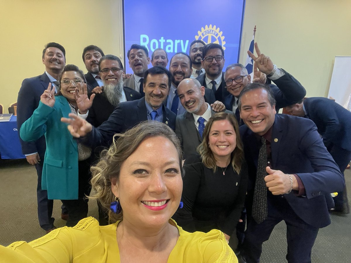 i_berrios's tweet photo. Cambio de Mando de Rotary Club Esmeralda #Iquique #Chile,presidirá 2023-2024 Roberto Gutiérrez Valenzuela Cuenta con mi apoyo para lograr una exitosa gestión que seguirá mejorando la calidad de vida de las familias tarapaqueñas #distrito4320 #vamospormas
#juntosllegaremosmáslejos https://t.co/CB9XwLrJoB