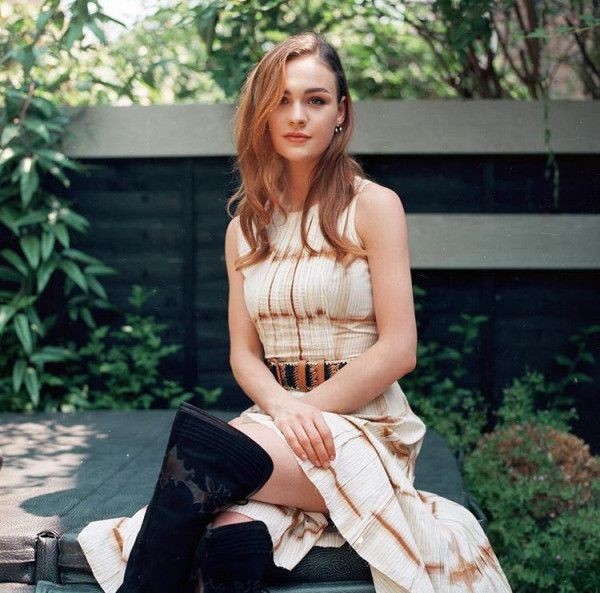 ⠀ ݁⠀.  #𝐒𝐄𝐃𝐔𝐂𝐓𝐈𝐕𝐄𝐒𝐔𝐍𝐃𝐀𝐘