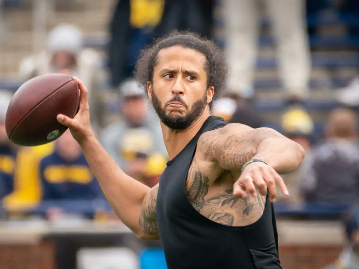 barstoolsports's tweet photo. Colin Kaepernick Says He Still Works Out 5-6 Days A Week Waiting For Another Shot In The NFL https://t.co/ZKlagFI59c https://t.co/QDYXNGGiKu