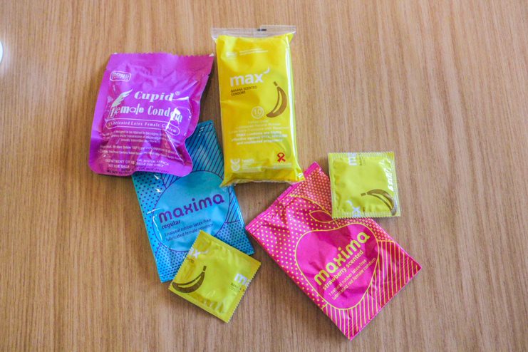 SoulCity_SA's tweet photo. #FYI

Taking anti-retroviral treatment doesn't stop the spread of other STIs! Always wrap it up, fam! Use a condom every time you get busy! https://t.co/iMx5rPecYu