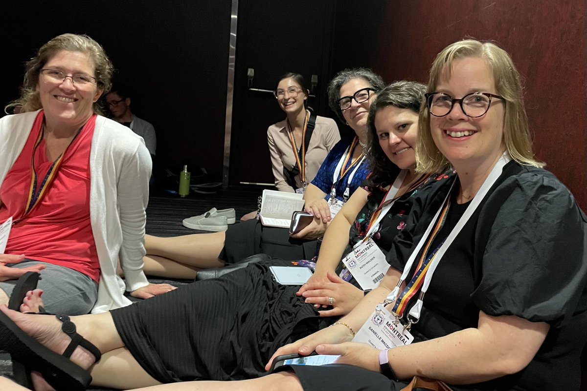 #floorsitting ⁦<a href="/ICNurses/">ICN</a>⁩ #icn1023 ⁦@dmacdonaldrn⁩ ⁦@QueensuSON⁩ ⁦<a href="/QueensUHealth/">Queen's Health Sciences</a>⁩