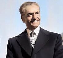 KalavaniSamad's tweet photo. ننگ ابدی به تمامی کسانی که تورا از ما گرفتن، تو رفتی خنده رفت خوشبختی رفت آینده رفت ایران رفت. #کارزار_سه_ماهه https://t.co/n1lwJZ5JCR