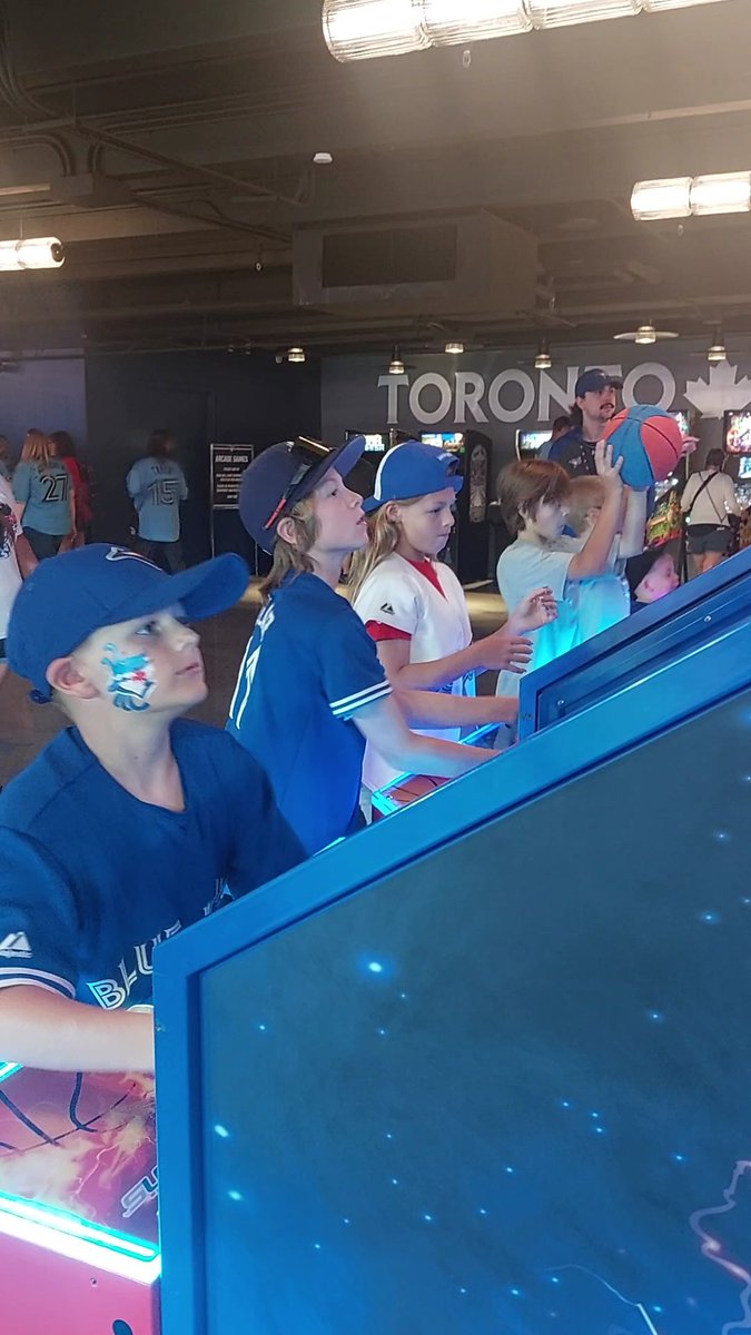 HeatherLonger's tweet photo. #NextLevel @BlueJays 💙 Jr Jays Let's Go Blue Jays 💙 https://t.co/j647DlDlkC