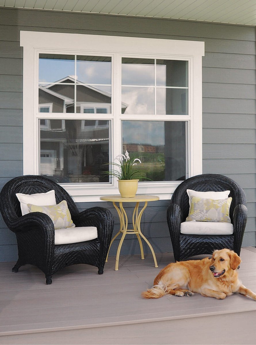 makeitcarefree's tweet image. Window headers and surrounds from AZEK Exteriors can add architectural interest to your SouthCoast Massachusetts, Cape Cod, or Rhode Island home’s exterior! Check out our blog about it: carefreehomescompany.com/window-headers…

#newwindows #windows #contractors #southcoast #southcoasthome