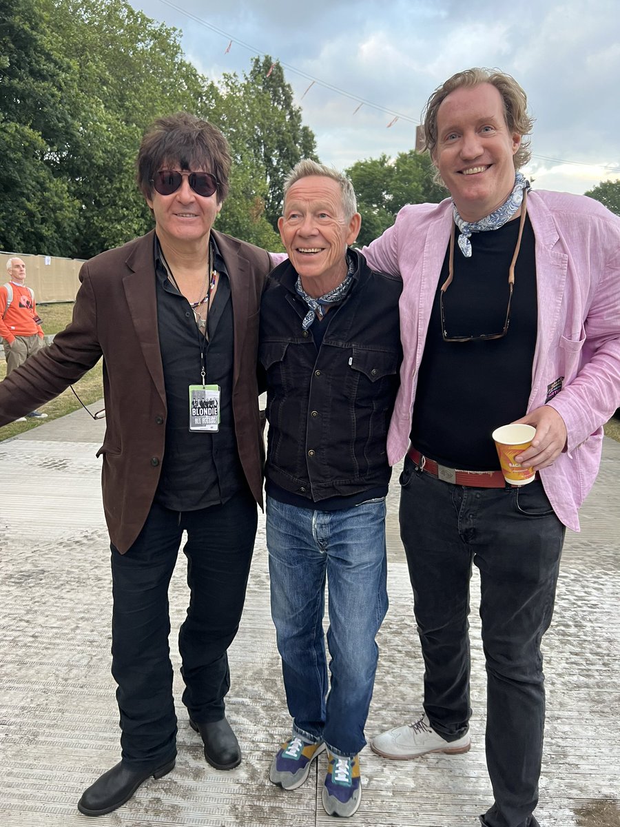 3 Drummers 🥁 <a href="/clem_burke/">Clem Burke</a>