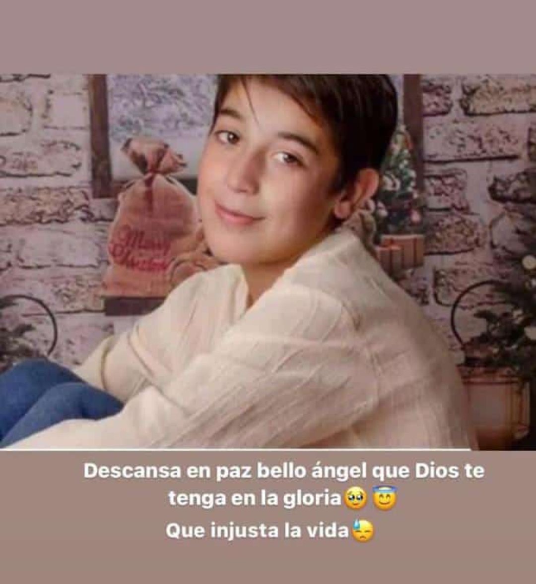 No conozco a su flia , ni conocí a el como decimos acá ni de vista .  Pero tengo tanta bronca. Un niño de 14 años !
Descansa en paz, y mucha pero mucha fuerzas a su flia.
Que se aclare todo! #justiciaporjoaquin