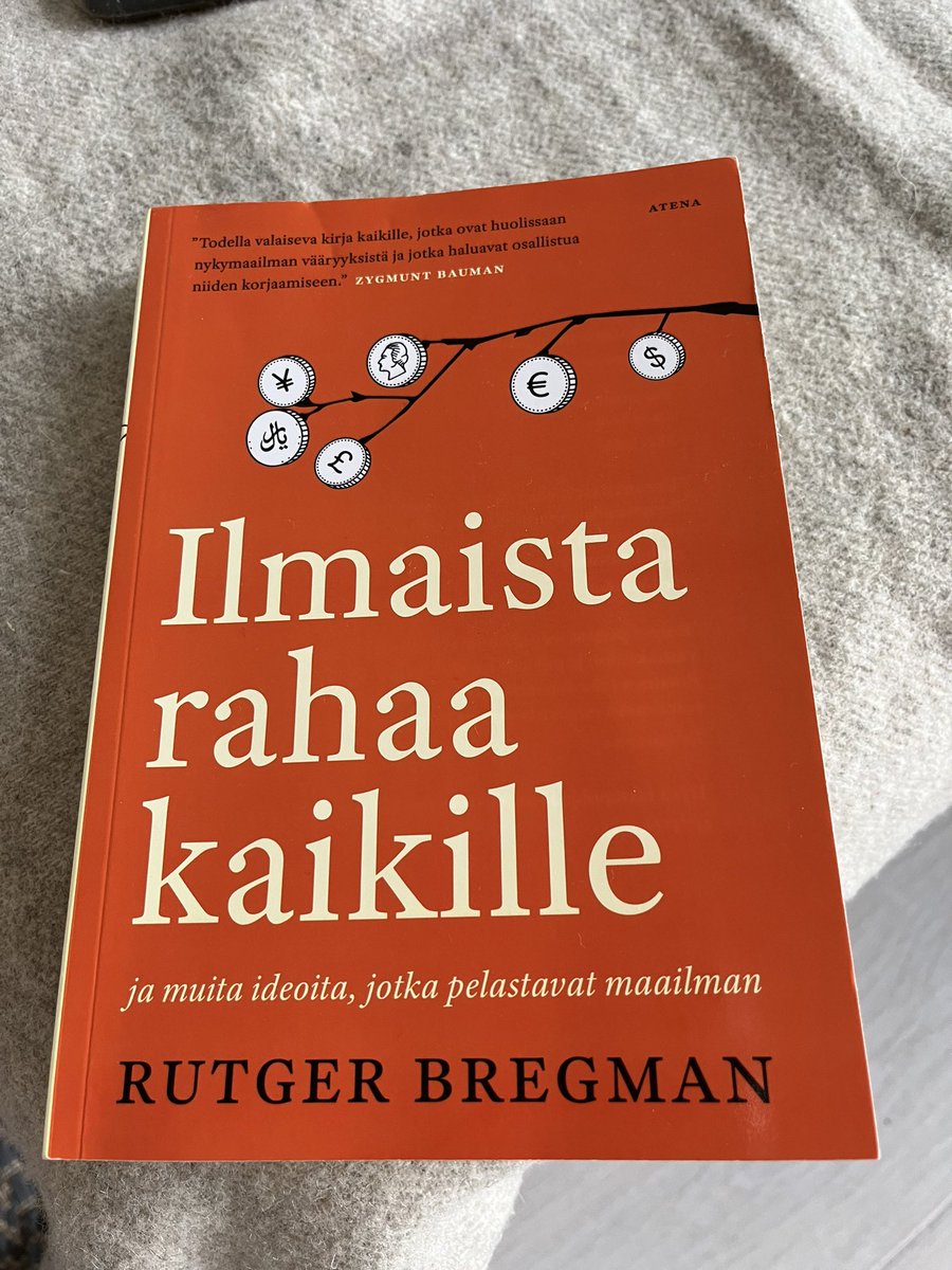 Kirja nro 25. Rutger Bregman: Ilmaista rahaa kaikille - ja muita ideoita, jotka pelastavat maailman ⭐️⭐️⭐️ Perustulo? 15h työviikko? Rajat auki? #lukuhaaste #kirjaviikossa #kirja