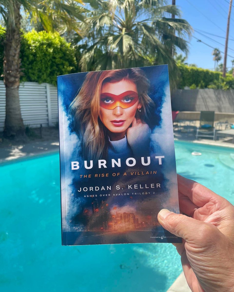 Burnout sighting in Palm Springs, USA! Where are you reading the second book of the Ashes Over Avalon trilogy?