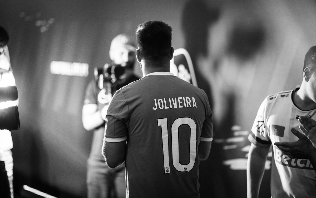 JOliveira10_'s tweet photo. Fim de temporada e de carreira.
TOP 4 nacional.

Estou mesmo muito feliz e orgulhoso de todo o percurso mas acima de tudo contente com este último torneio, diverti-me imenso e a última memória será sempre a de um torneio muito bonito.

Obrigado a todos, sem excepção! ❤️ https://t.co/qGbtN5AFTG