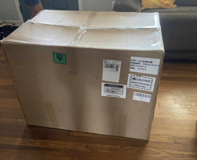 maggiemar7's tweet photo. can I take this with @FlyFrontier 87 linear inches 78 pounds??? https://t.co/vRAKrA9xvw