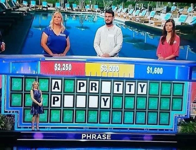 Yeah .. they would have had to go to commercial if i was on the show 🤣 https://t.co/jwIn2TvAAS<a href="/tag/thingsthathelpkeepmesane"class="tags"><span>#thingsthathelpkeepmesane</span></a>
