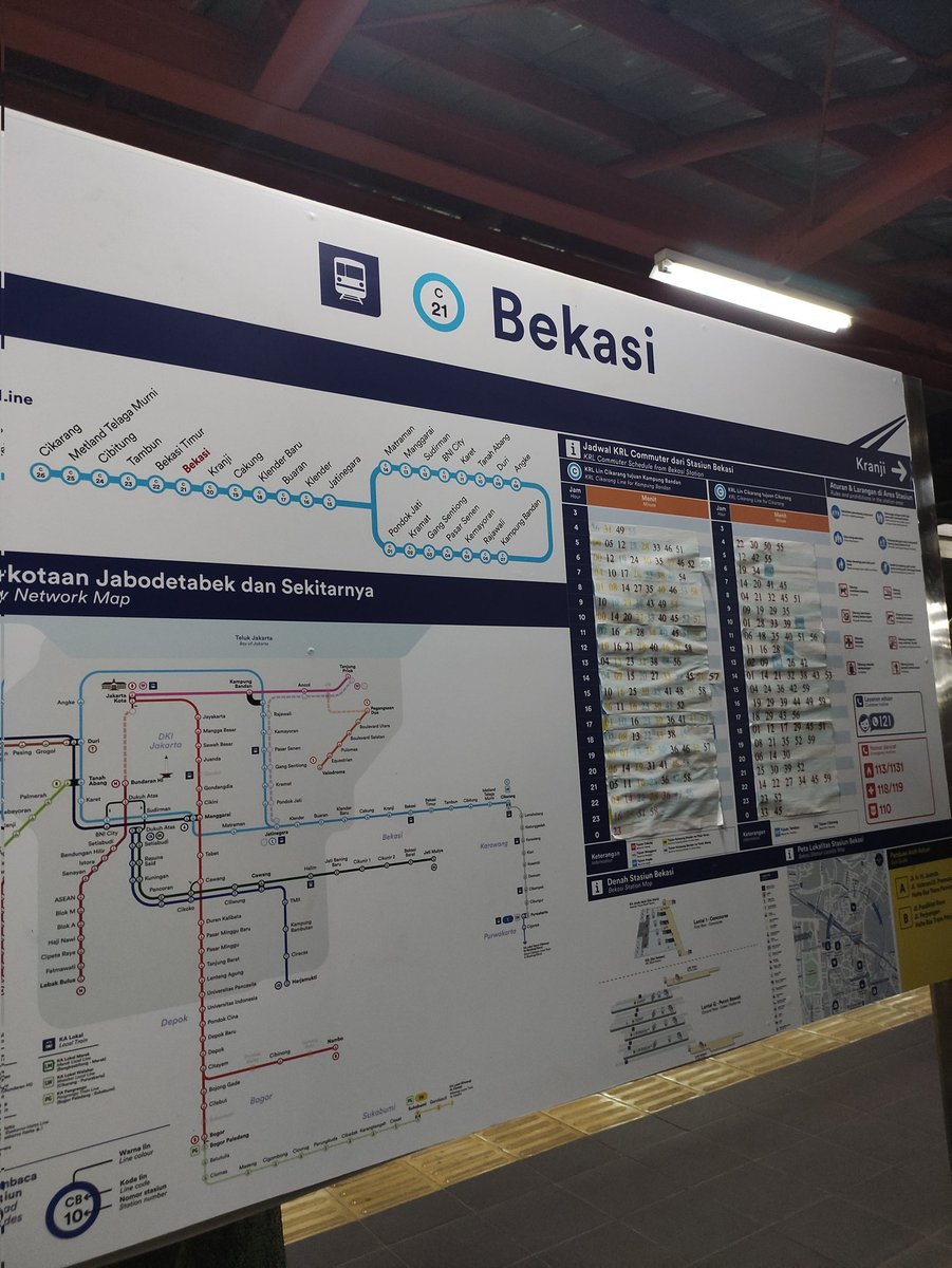 dnagustina's tweet photo. padahal di papan ada tulisannya bekasi... https://t.co/oHTUKuQpR3