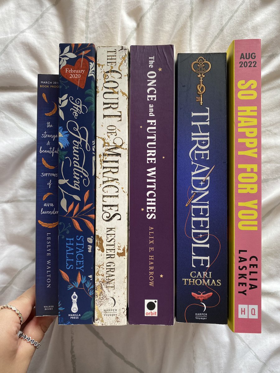 #arcsfortrade #booksfortrade

Looking to trade a few ARCS/Proof Copies.

Nothing particularly ISO other than
- Emily Wilde’s Encyclopaedia of Faeries 

Open to other offers!💕