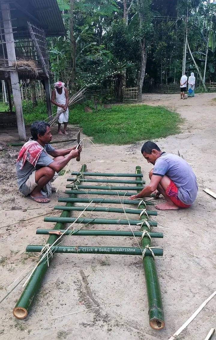 PanchamlB's tweet photo. ইমান কিহৰ অহংকাৰ 
এয়াই দেখোন শেষ যাত্ৰা ..... https://t.co/JUTudIvWI7
